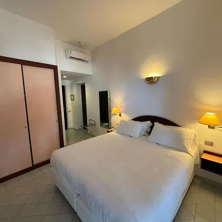 Stanza 108-1 Royal Guest house Positano