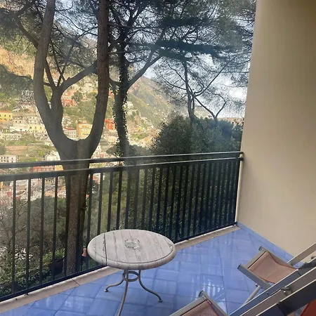 Stanza 108-1 Royal Positano